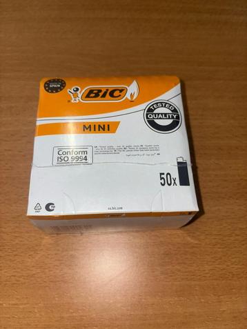 BIC mini aanstekers 50 stuks Willekeurige kleuren. Model: J5 beschikbaar voor biedingen