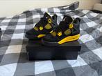 Nike Jordan 4 thunder schoenen, Ophalen of Verzenden, Zo goed als nieuw, Zwart