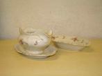 Oude sauskom met schaaltje, Huis en Inrichting, Keuken | Servies, Gebruikt, Overige typen, Ophalen of Verzenden, Overige stijlen