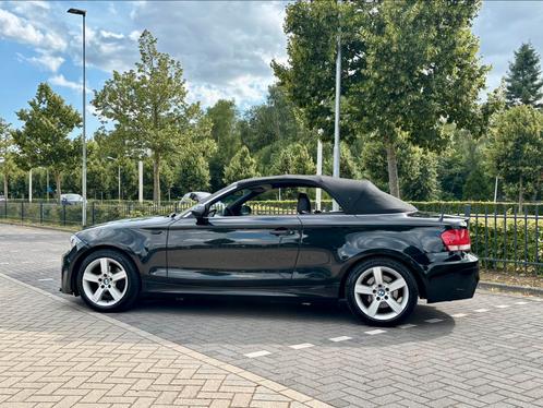 BMW 118i Cabrio. M pakket Stoelverw Full Leder, Auto's, BMW, Bedrijf, 1-Serie, ABS, Airbags, Airconditioning, Alarm, Centrale vergrendeling