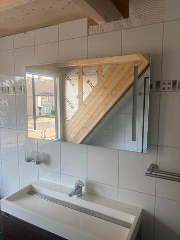 Badkamer spiegel 100 x 60 cm  beschikbaar voor biedingen