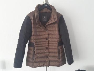 Twee-kleurig dames jasje doorgestikt/gewatteerd  beschikbaar voor biedingen