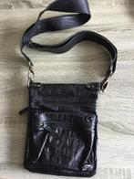 Zwart leren reistasje, Zwart, Minder dan 35 cm, Zo goed als nieuw, Minder dan 20 cm