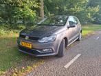 Volkswagen Polo 1.2 TSI 66KW DSG 2015 Grijs, Auto's, 4 cilinders, 1039 kg, Origineel Nederlands, 1039 kg