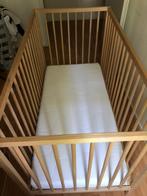 Baby ledikant ideaal voor oppas, opa’s en oma’s, Ophalen, Zo goed als nieuw, Ledikant
