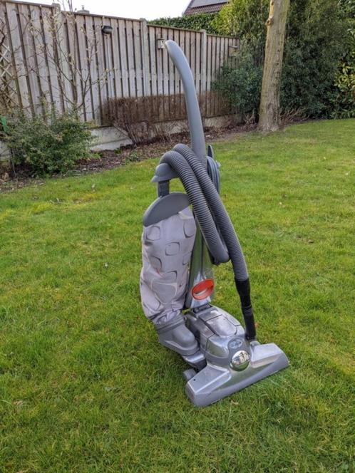 Kirby stofzuiger met accessoires - goede staat, Witgoed en Apparatuur, Stofzuigers, Zo goed als nieuw, Stofzuiger, Minder dan 1200 watt