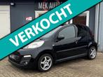 Peugeot 107 1.0 Black & Silver|Airco|Elektrische ramen|LMV|, Auto's, Peugeot, Voorwielaandrijving, Euro 5, Stof, Gebruikt