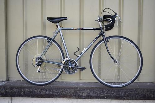 Unieke vintage fiets: gerepareerd en tijdloos, Fietsen en Brommers, Fietsen | Oldtimers, Ophalen