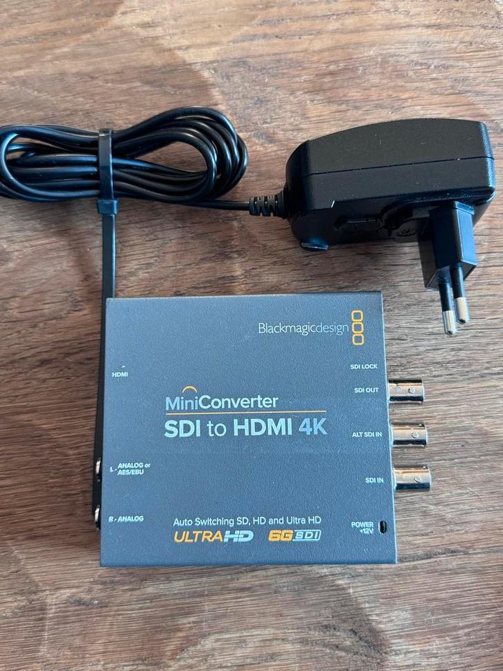 Blackmagic SDI naar HDMI 4K Converter met Adapter, Audio, Tv en Foto, Converters, Gebruikt, Ophalen of Verzenden
