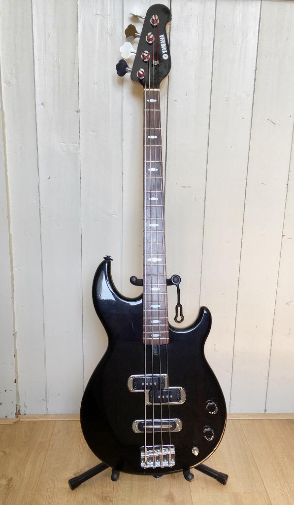 Yamaha BB 414 zwart, Muziek en Instrumenten, Snaarinstrumenten | Gitaren | Bas, Gebruikt, Elektrisch, Ophalen