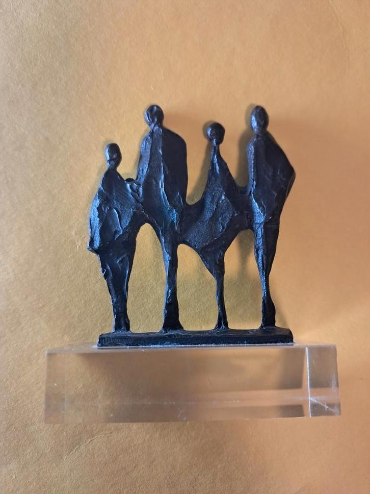 Corry Ammerlaan - samen sterk / familie - beeldje, Antiek en Kunst, Kunst | Beelden en Houtsnijwerken, Ophalen of Verzenden