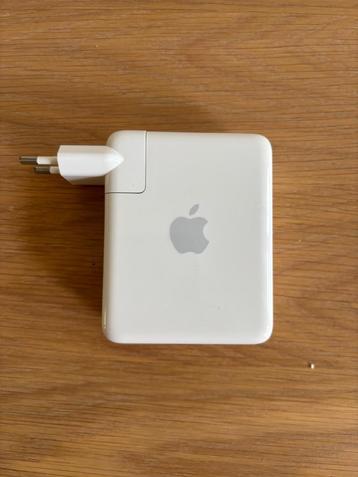 Apple AirPort Express A1264 – Draadloos gemak in stijl! beschikbaar voor biedingen