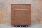 Fraaie notenhouten kast dressoir van Bert Plantagie!, Met deur(en), 150 tot 200 cm, 25 tot 50 cm, Design