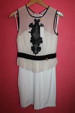 Nieuw Relish wit/zwart barok design jurk S/36, Wit, Nieuw, Ophalen of Verzenden, Knielengte