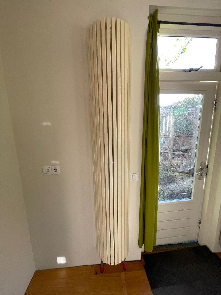 Designradiator merk Vasco type CR-O, Doe-het-zelf en Verbouw, Verwarming en Radiatoren, Gebruikt, Radiator, 800 watt of meer, 80 cm of meer
