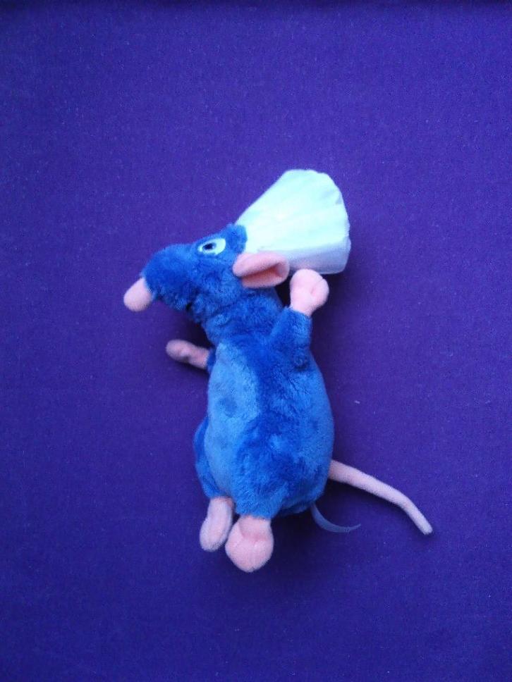 DISNEY Knuffel RAT REMY RATATOUILLE. 20 CM **Nieuw**, Kinderen en Baby's, Speelgoed | Knuffels en Pluche, Nieuw, Overige typen