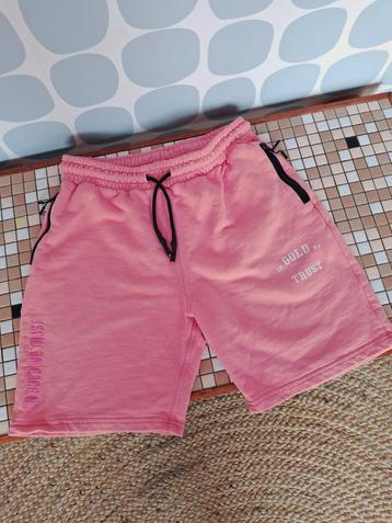 Korte broek joggingbroek In Gold We Trust 16y, ofwel 170/176 beschikbaar voor biedingen