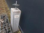 Betonpoer inclusief stelplaat, Ophalen, Zo goed als nieuw