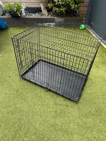 Honden bench 91x57x66 beschikbaar voor biedingen