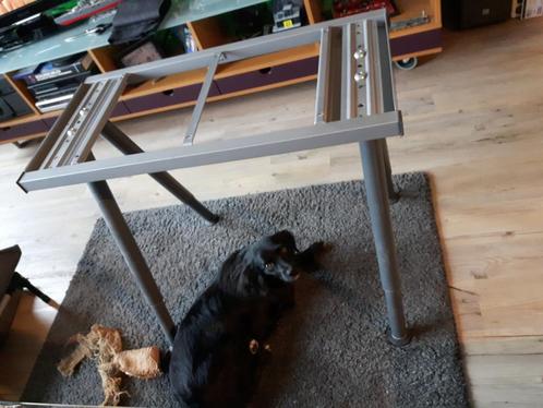 Onderstel bureau (Gamla?) + meer onderdelen, Huis en Inrichting, Bureaus, Zo goed als nieuw, Bureau, In hoogte verstelbaar, Ophalen of Verzenden