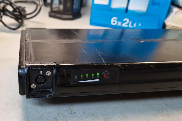 Fietsaccu batavus e go/e motion, Fietsen en Brommers, Fietsaccessoires | Fietsaccu's, Zo goed als nieuw, Ophalen of Verzenden