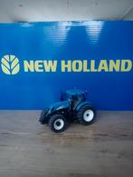 New Holland T7060, Hobby en Vrije tijd, Modelauto's | 1:32, Ophalen of Verzenden, Tractor of Landbouw, ERTL