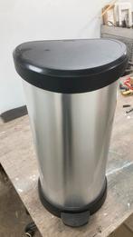 Curver afvalbak 40 liter, Huis en Inrichting, Woonaccessoires | Prullenbakken, 40 liter of meer, Verzenden, Zo goed als nieuw