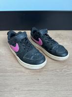 Nike sneakers maat 29,5, Gebruikt, Meisje, Schoenen, Ophalen of Verzenden