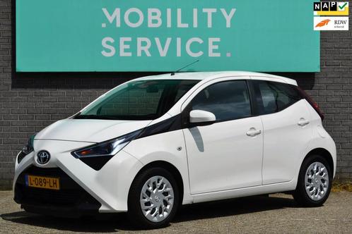 Toyota Aygo 1.0 VVT-i x-play AC Carplay Camera Cruise NAP, Auto's, Toyota, Bedrijf, Te koop, Aygo, ABS, Achteruitrijcamera, Airbags