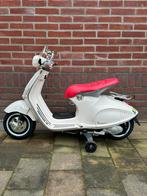 Vespa kinderscooter Primavera 12V Wit, Gebruikt, Ophalen