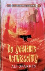 In Het Spoor Van De Vos 1 De Gedaanteverwisseling, Boeken, Gelezen, Ophalen of Verzenden, Fictie, Ali Sparkes.