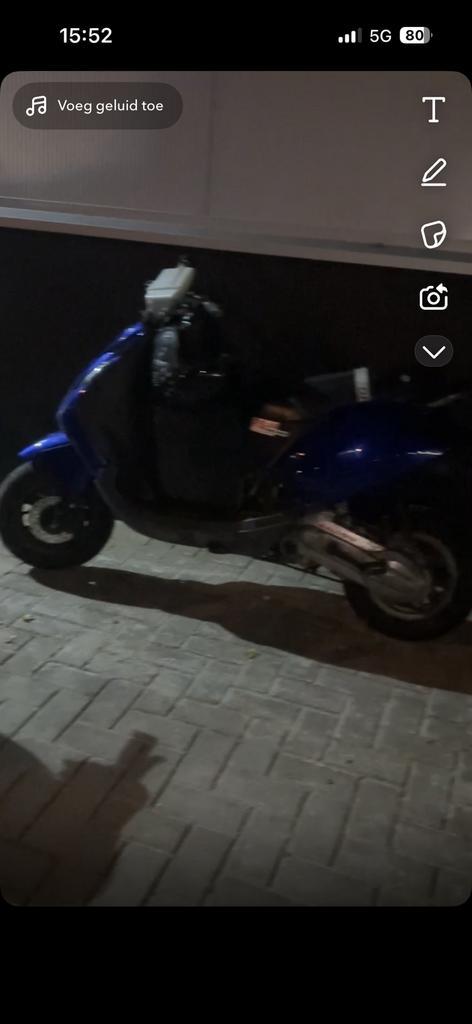 Piaggio zip 125cc 2t LC te koop/ te ruil, Fietsen en Brommers, Scooters | Piaggio, Zo goed als nieuw, Zip, Tweetakt, Ophalen