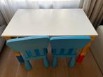 IKEA kinderen tafel + 2 chairs (height adjustable), Kinderen en Baby's, Kinderkamer | Tafels en Stoelen, Gebruikt, Ophalen of Verzenden