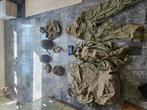 legerkleding met plunjebaal, Ophalen, Landmacht, Nederland