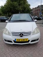 Mercedes-Benz A-Klasse A150 5DRS 2009 Wit, Auto's, Mercedes-Benz, Voorwielaandrijving, Zwart, Leder en Stof, Wit