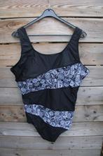 Badpak zwart/ wit bloem 50 C/D cup Vaste prijs, Kleding | Dames, Badmode en Zwemkleding, Ophalen of Verzenden, Zo goed als nieuw