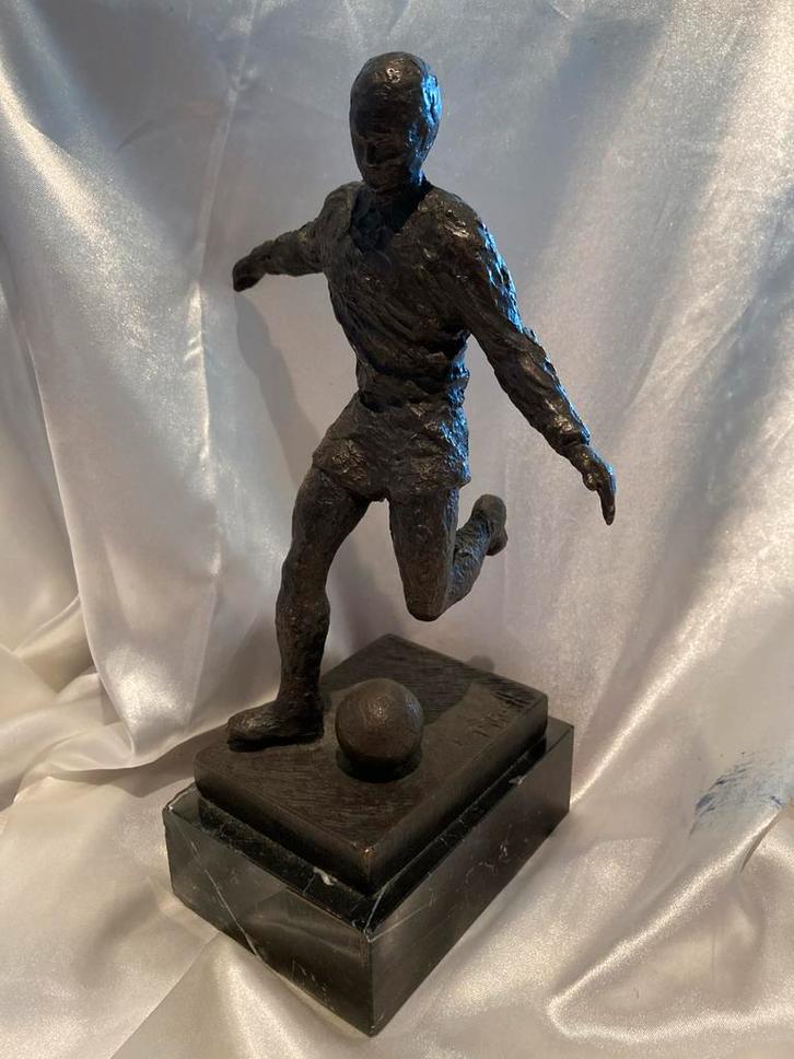 Bronzen Voetballer Beeld - E. Tarrech, Italica Spanje, Antiek en Kunst, Kunst | Beelden en Houtsnijwerken, Ophalen of Verzenden