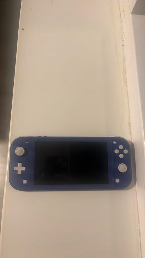 Switch Lite, Spelcomputers en Games, Spelcomputers | Nintendo Switch Lite, Zo goed als nieuw, Ophalen of Verzenden