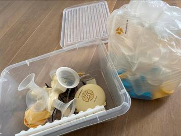 Medela kolfapparaat en flesjes beschikbaar voor biedingen