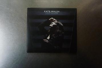 Kate Walsh - Light & Dark beschikbaar voor biedingen