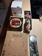 Pizza pakket | kerst pakket | pizzasteen, wijnglas, snijder, Ophalen, Nieuw
