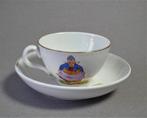 kop + schotel, Société Céramique Maestricht, decor Volendam, Verzenden