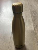 Goudkleurige Action drinkfles: 7 x 7 x 27 cm (NIEUW), Huis en Inrichting, Keuken | Keukenbenodigdheden, Ophalen of Verzenden, Nieuw