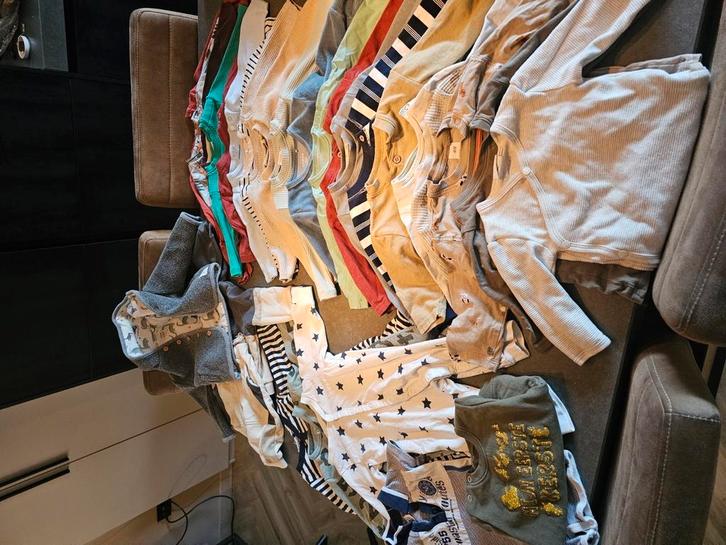 Tas met kleding vanaf maat 68 t/m 80, Kinderen en Baby's, Babykleding | Maat 68, Zo goed als nieuw, Jongetje, Nacht- of Onderkleding