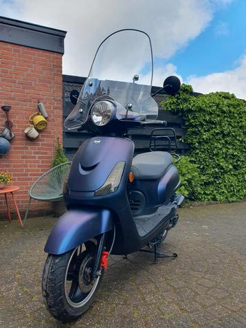 Supermooie Sym Fiddle 2 snorscooter uit 2020