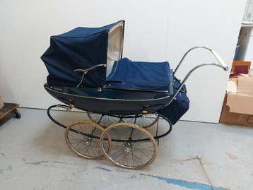 Vintage kinderwagen  wandelwagen