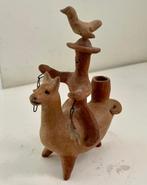 Zuidamerikaans terracotta beeldje, kaarshouder, Ophalen of Verzenden, Mens