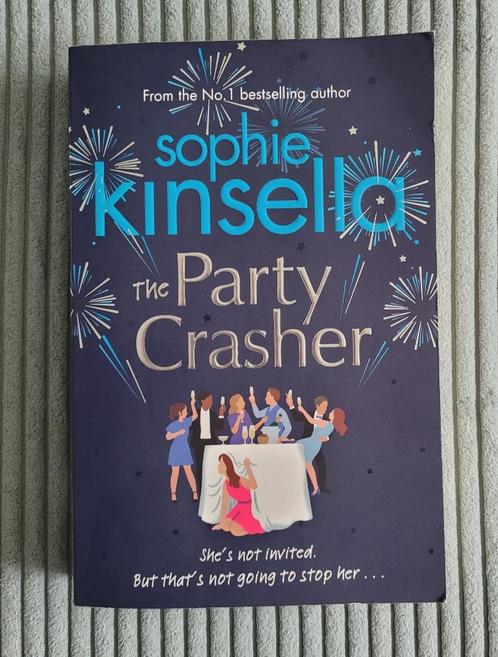 BOEK: Sophie Kinsella, The Party Crasher, engels-talig, Boeken, Chicklit, Zo goed als nieuw, Ophalen of Verzenden