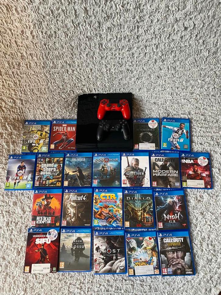 PS4 met 2 controllers + games!, Spelcomputers en Games, Spelcomputers | Sony PlayStation 4, Gebruikt, Original, 500 GB, Met 2 controllers