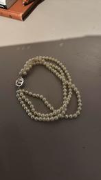 Drielaagse Parel armband met zilver slotje, Ophalen of Verzenden, Zo goed als nieuw, Wit, Overige materialen